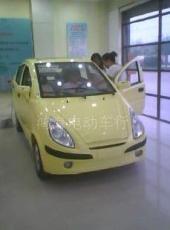爵士電動轎車