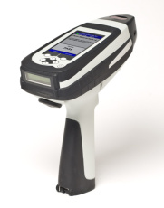 KEY Holding gold measuring instrument