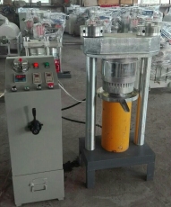 力祥榨油机械生产中小型液压香油机力祥榨油机