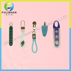 plastic zipper pullers