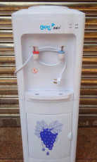 美嘉尔立冰饮水机