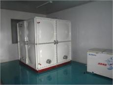 唐山玻璃钢水箱价格   厂家直销玻璃钢水箱