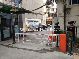 成都標(biāo)準(zhǔn)一進(jìn)一出車牌識(shí)別系統(tǒng)上門安裝